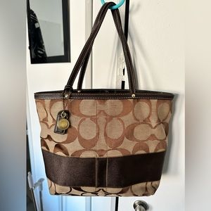 Vintage Coach Tote (tan and brown monogram)